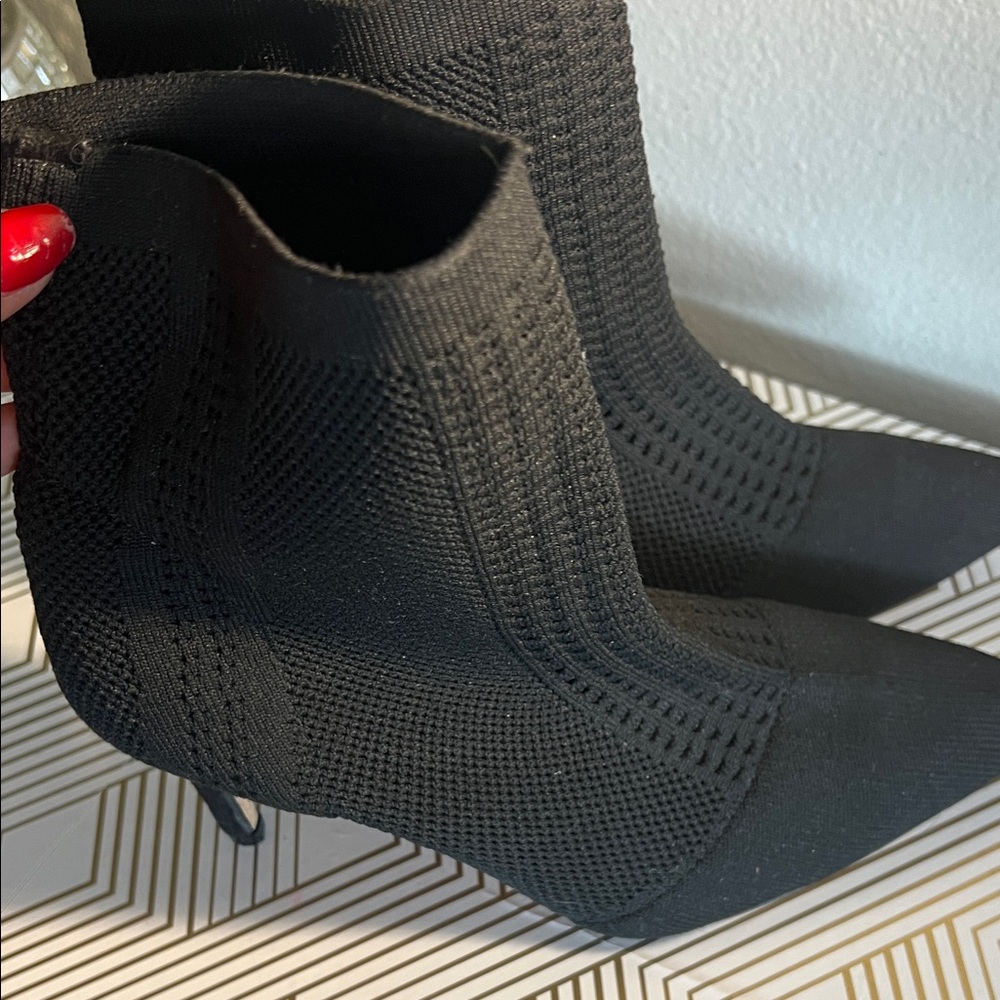 Black Knit Pointed-Toe Stiletto Ankle Boots - Picture 6 of 7